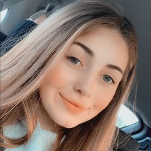 Meet your Posher, Jade